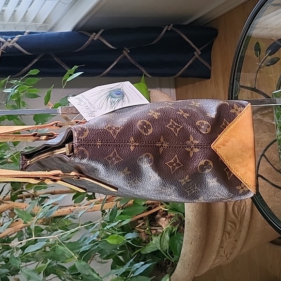 COPY - Louis Vuitton Monogram Cabas Piano Bag - Picture 9 of 14